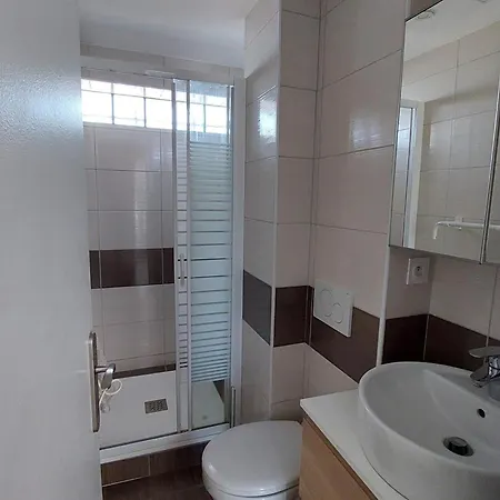 Apartamento Charmant T3 A Plage, Securisee, Parking, Proche Plage Et Commerces, 4 Pers. - Fr-1-805-2